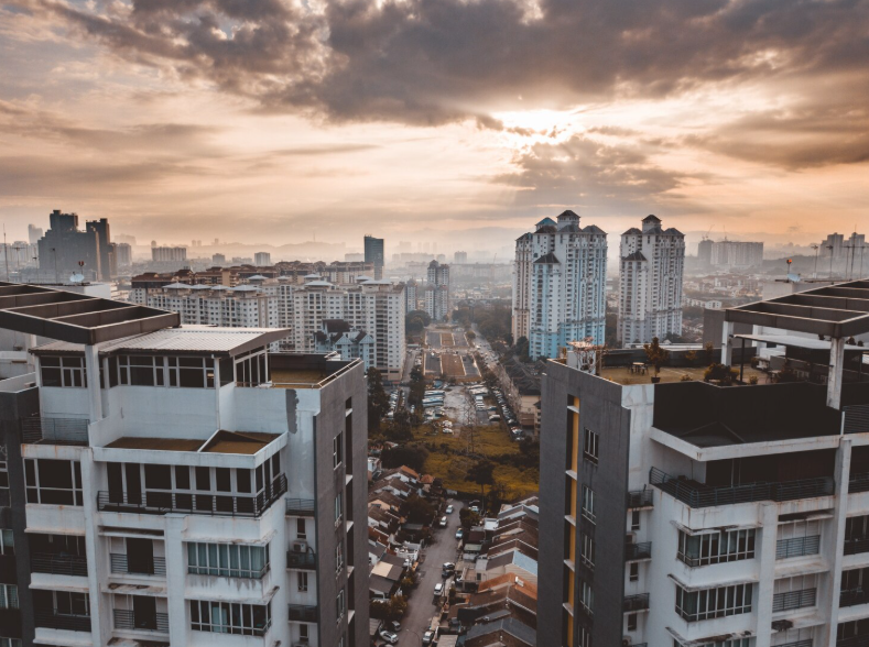 Key Strategies in Real Estate Finance for Investors